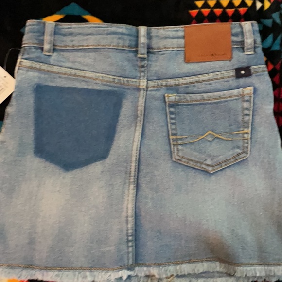 Kids lucky brand jeans skirt - Picture 3 of 3
